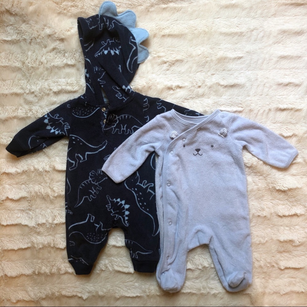 Set of 2 Carter’s Baby Boy Outfits, Size NB, NWOT